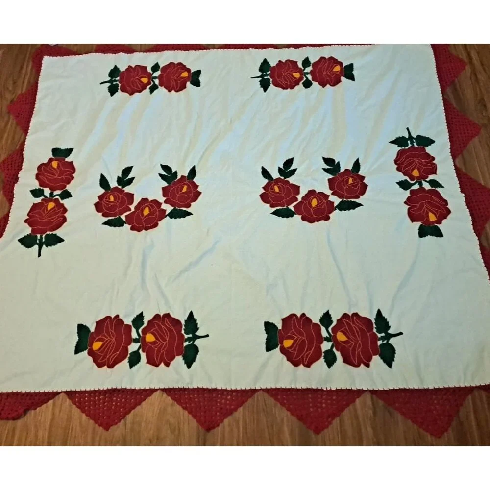 Handmade Red Rose Applique Quilt Twin Crochet Lace Trim Country Farmhouse 70x59